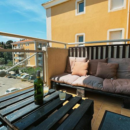 T2 Tout Confort Proche Centre Hyeres & Plages Exterior foto