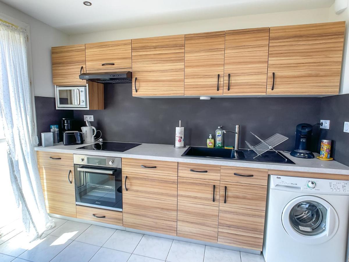 T2 Tout Confort Proche Centre Hyeres & Plages Exterior foto